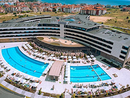 Aqua Paradise Resort